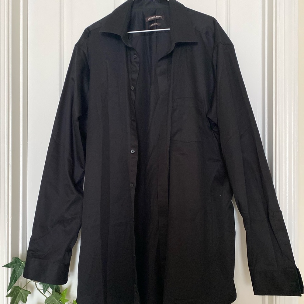 Jet black Micheal Kors big and tall shirt never worn